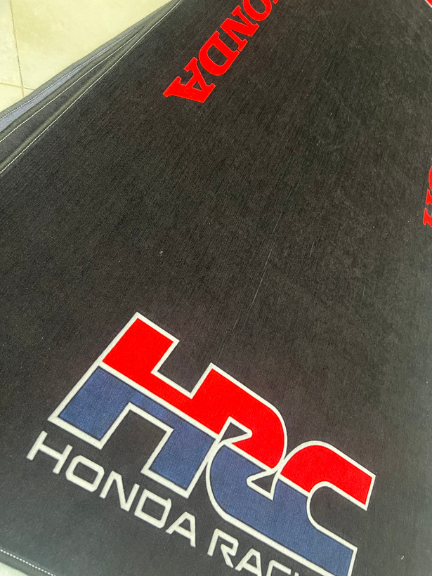 فرش زیر موتور کراس CycleParts طرح Honda HRC